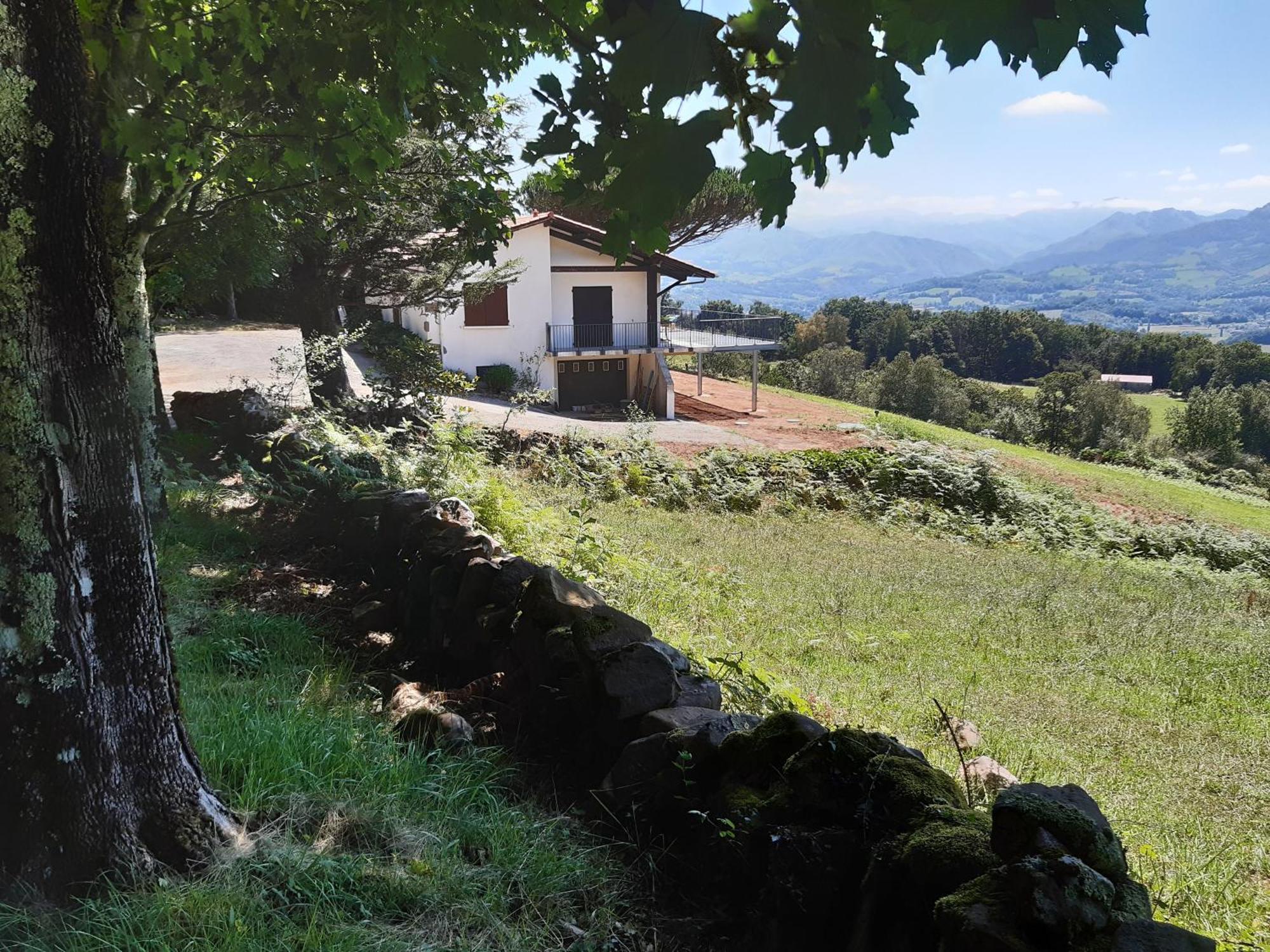 Maison Au Pays Basque, Calme Avec Vue Imprenable Sur Montagnes Irouleguy 외부 사진